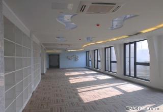 哈西金爵万象大户型办公楼朝向好采光好4.5万一年临万达红场 - 哈尔滨28生活网 hrb.28life.com